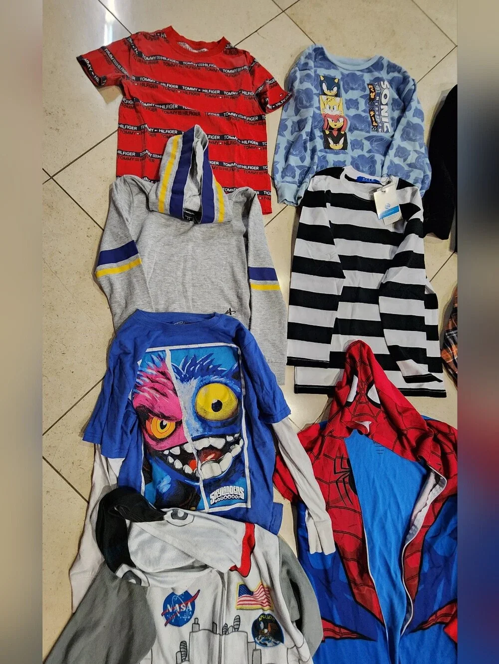 Kids Child Boys Clothes 10 Years Lot of 10 Items Nasa Sonic Spider-man